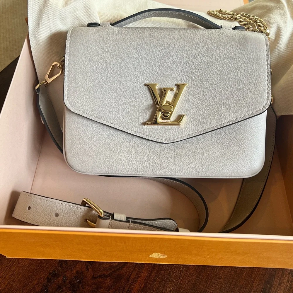 Louis Vuitton absolutely beautiful